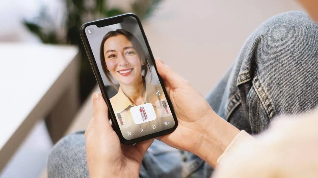 The Power of Personalization: Customizing the Virtual Try-On Experience for Cosmetics